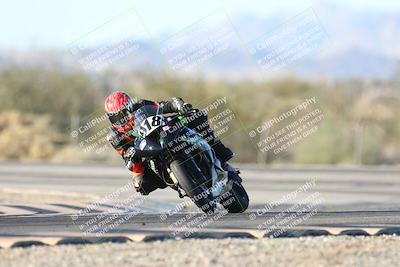 media/Dec-06-2025-CVMA (Sat) [[4a896cc04c]]/Race 12-Supersport Middleweight/